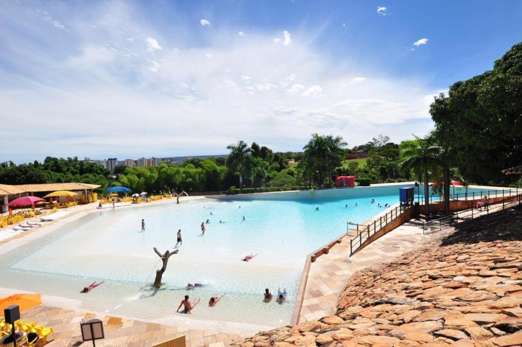Piazza Diroma - Cortesia Park Diroma, Splash E Slide Caldas Novas Luaran gambar