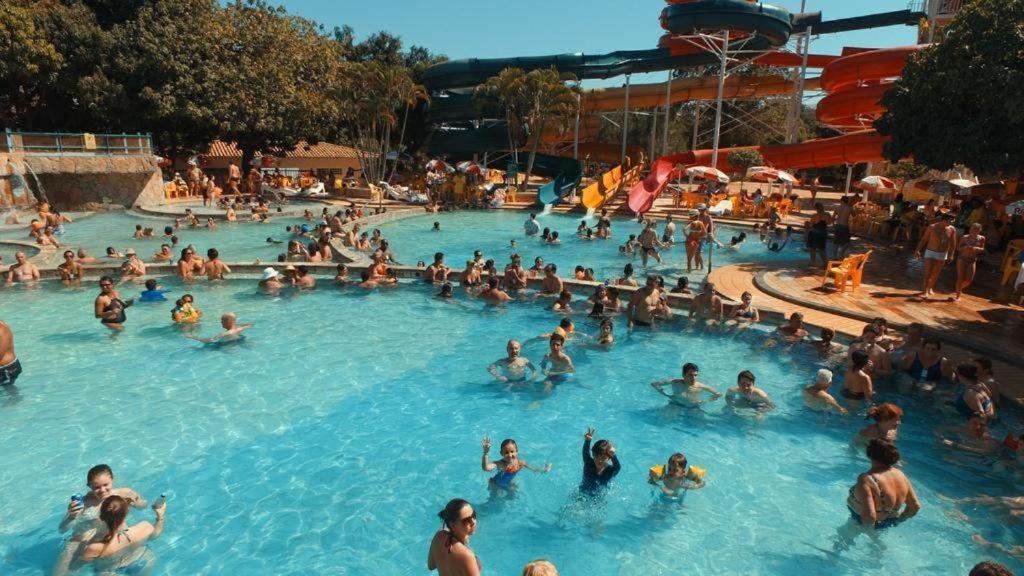 Piazza Diroma - Cortesia Park Diroma, Splash E Slide Caldas Novas Luaran gambar