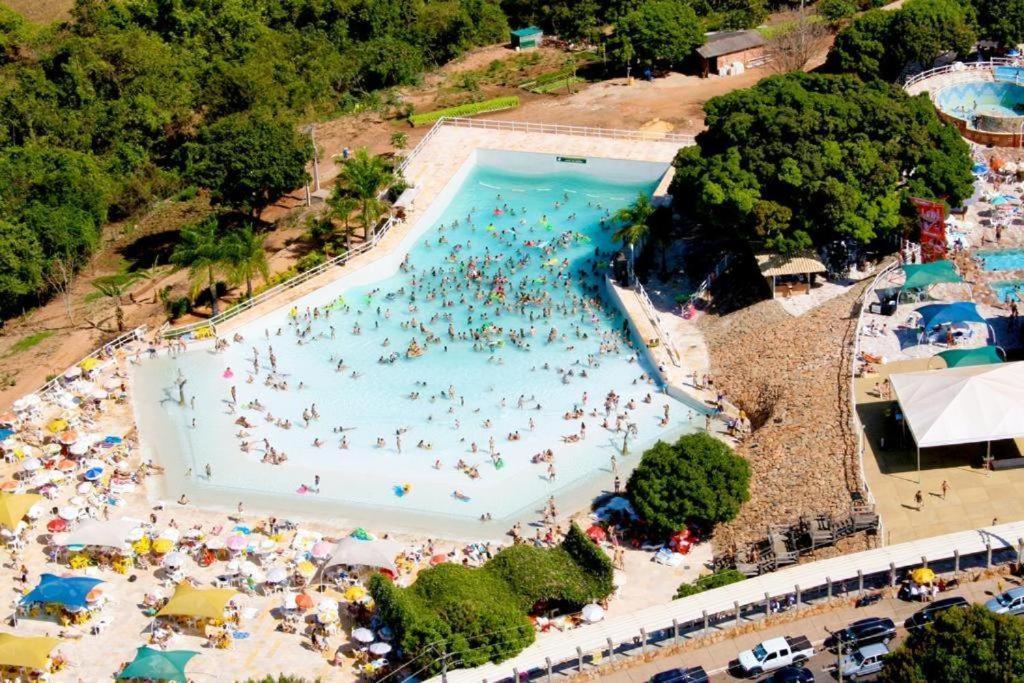 Piazza Diroma - Cortesia Park Diroma, Splash E Slide Caldas Novas Luaran gambar