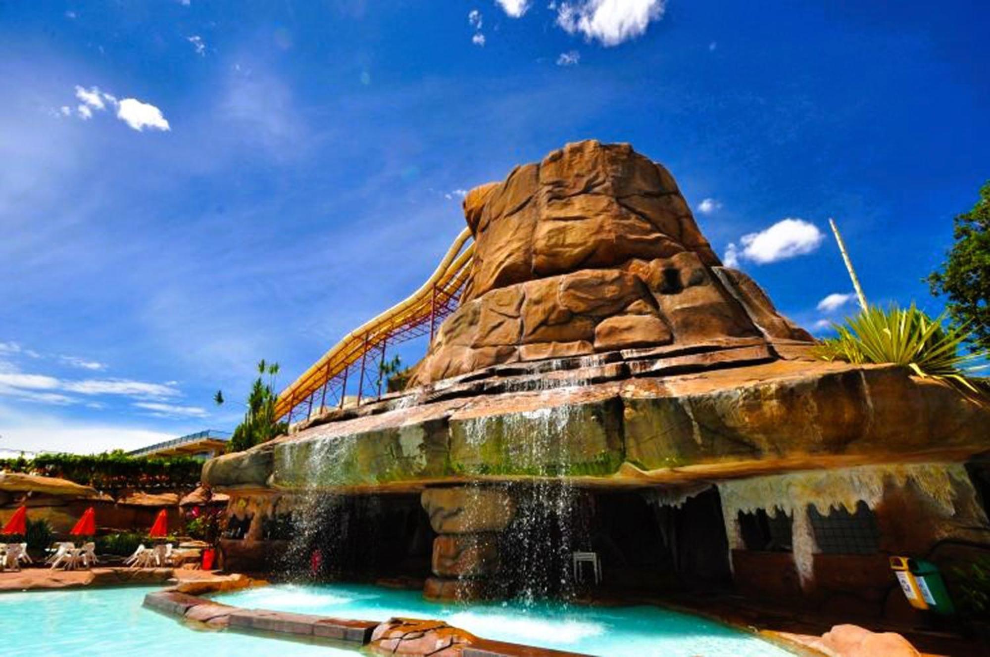 Piazza Diroma - Cortesia Park Diroma, Splash E Slide Caldas Novas Luaran gambar