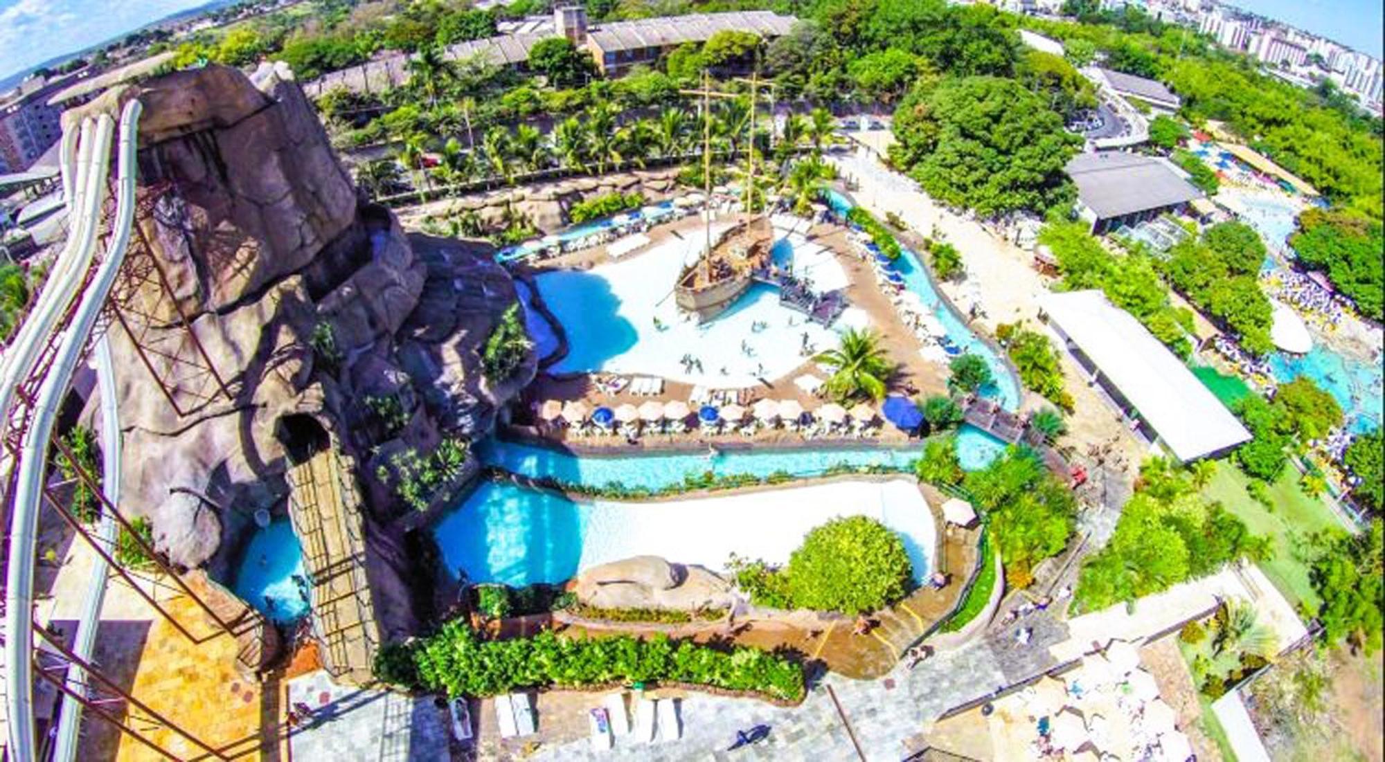Piazza Diroma - Cortesia Park Diroma, Splash E Slide Caldas Novas Luaran gambar