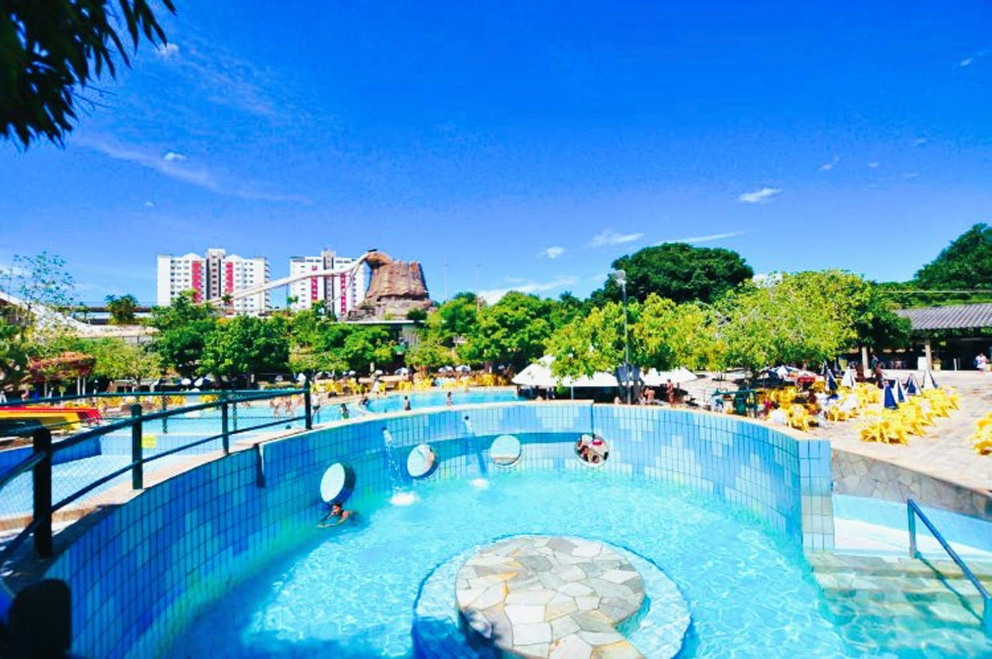 Piazza Diroma - Cortesia Park Diroma, Splash E Slide Caldas Novas Luaran gambar