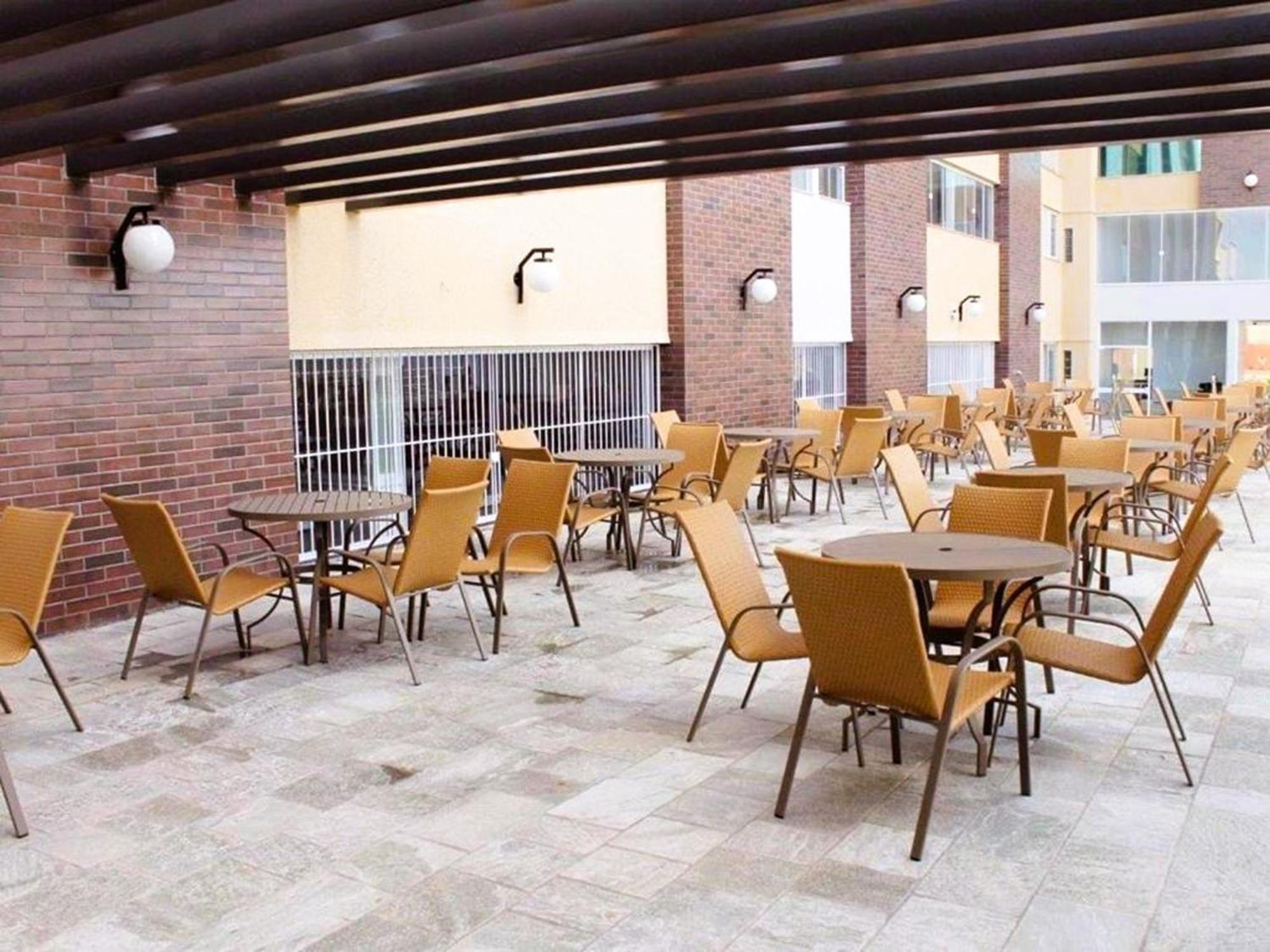 Piazza Diroma - Cortesia Park Diroma, Splash E Slide Caldas Novas Luaran gambar